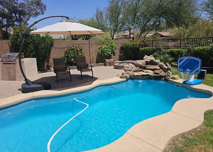 Full House W/ Private Heated Pool And Pizza Oven! Holiday home *