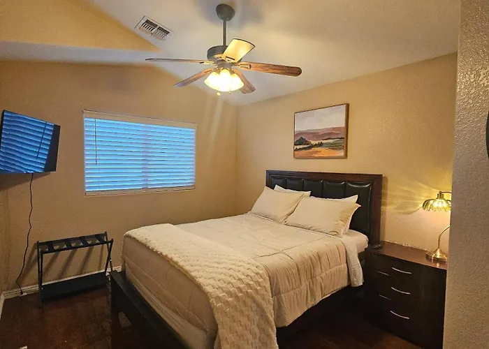 Holiday home Full House W/ Private Heated Pool And Pizza Oven! Phoenix